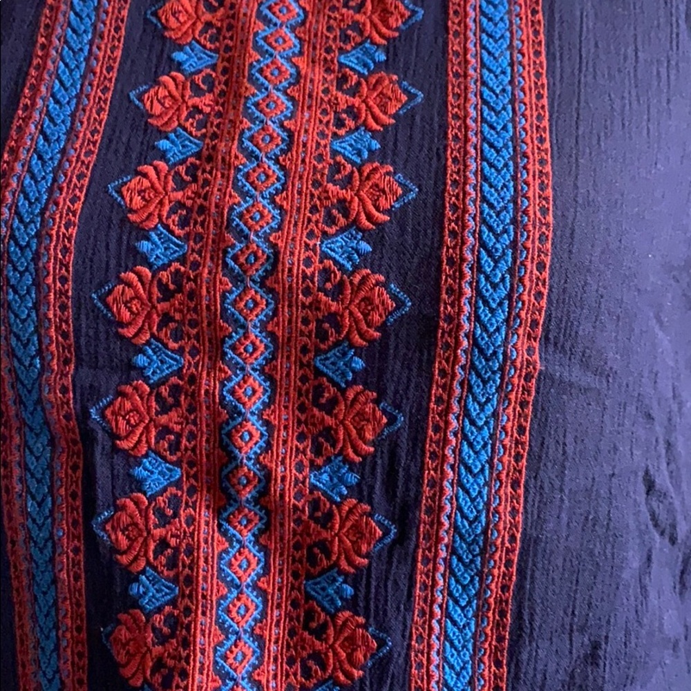 Forever 21 Blue Crochet Detail Round Neckline Short Sleeve Top - Picture 3 of 9